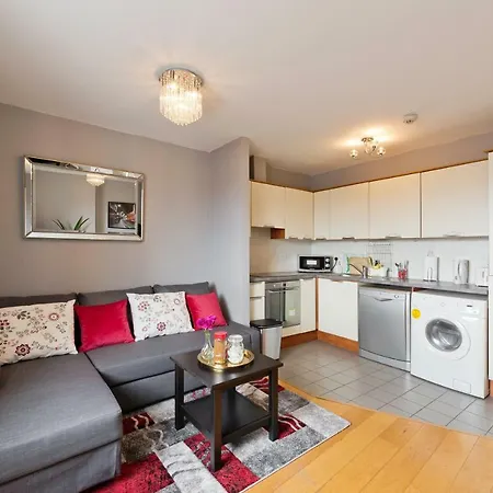 Greeg Court Of City Center Apartment *